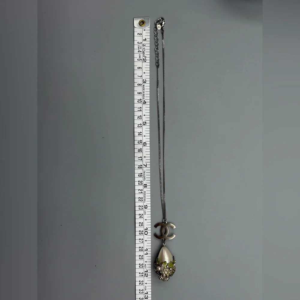 Chanel Silver-Tone CC Pearl Drop Necklace with Floral Gem Detail - Picture 7 of 8